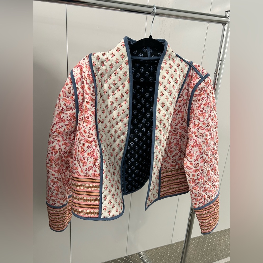 Patchwork Floral Reversible Jacket in Indigo & Petal, Size Large - Picture 5 of 16